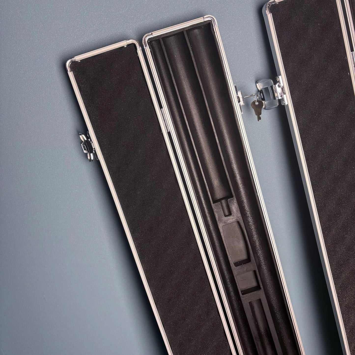 LIMITED EDITION CUE CASE